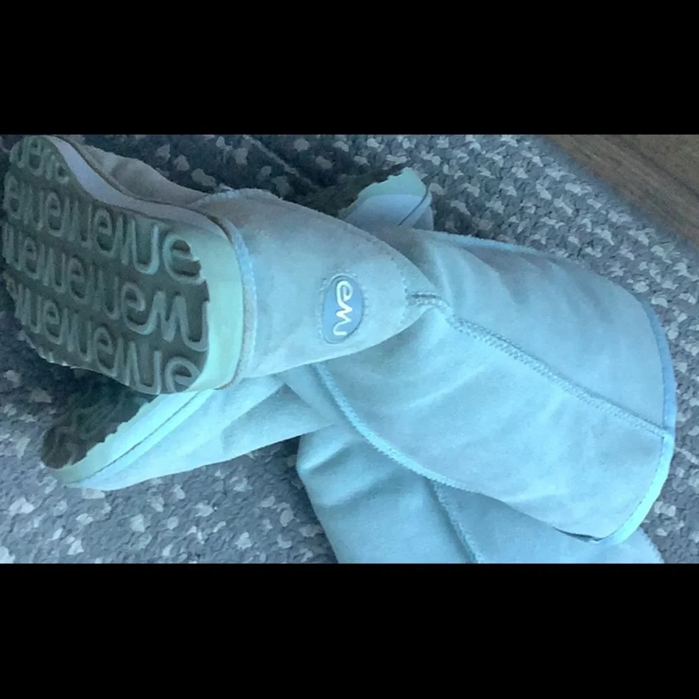 Emu wool lined suede boots size 5 - Picture 4 of 4